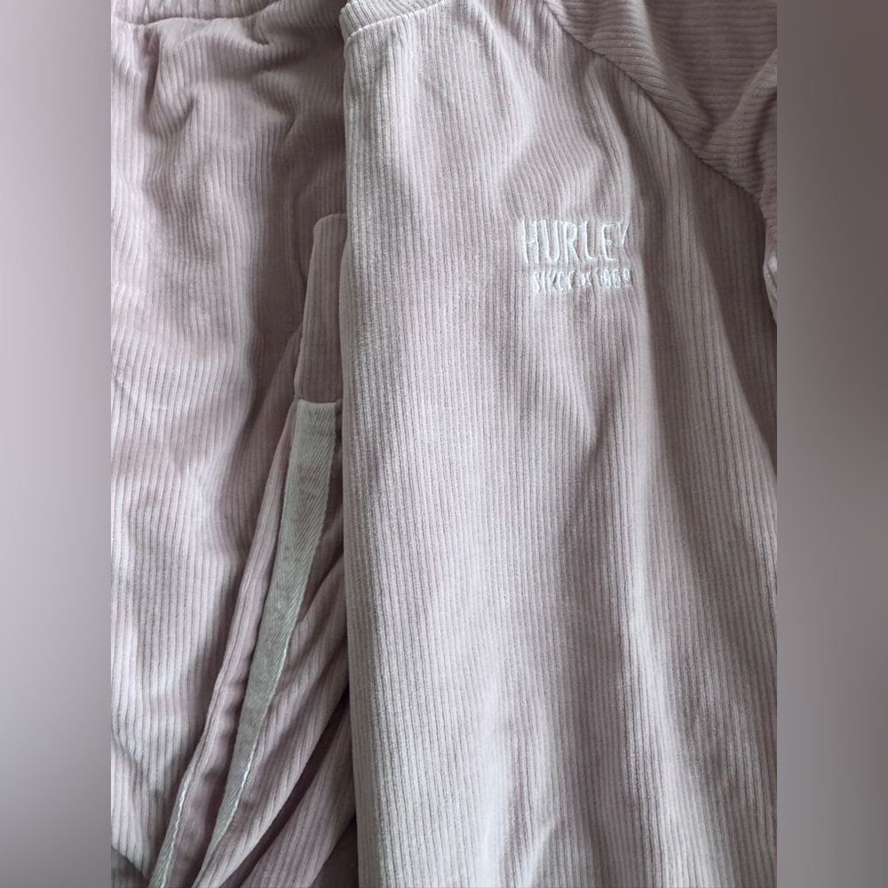 Lot Of 2 Hurley Women's Small Velour Pullover Sweatshirt And Pants Set Tracksuit - Picture 3 of 7